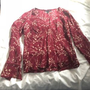 🌺 (3/$30) Banana Republic 100% Silk Blouse